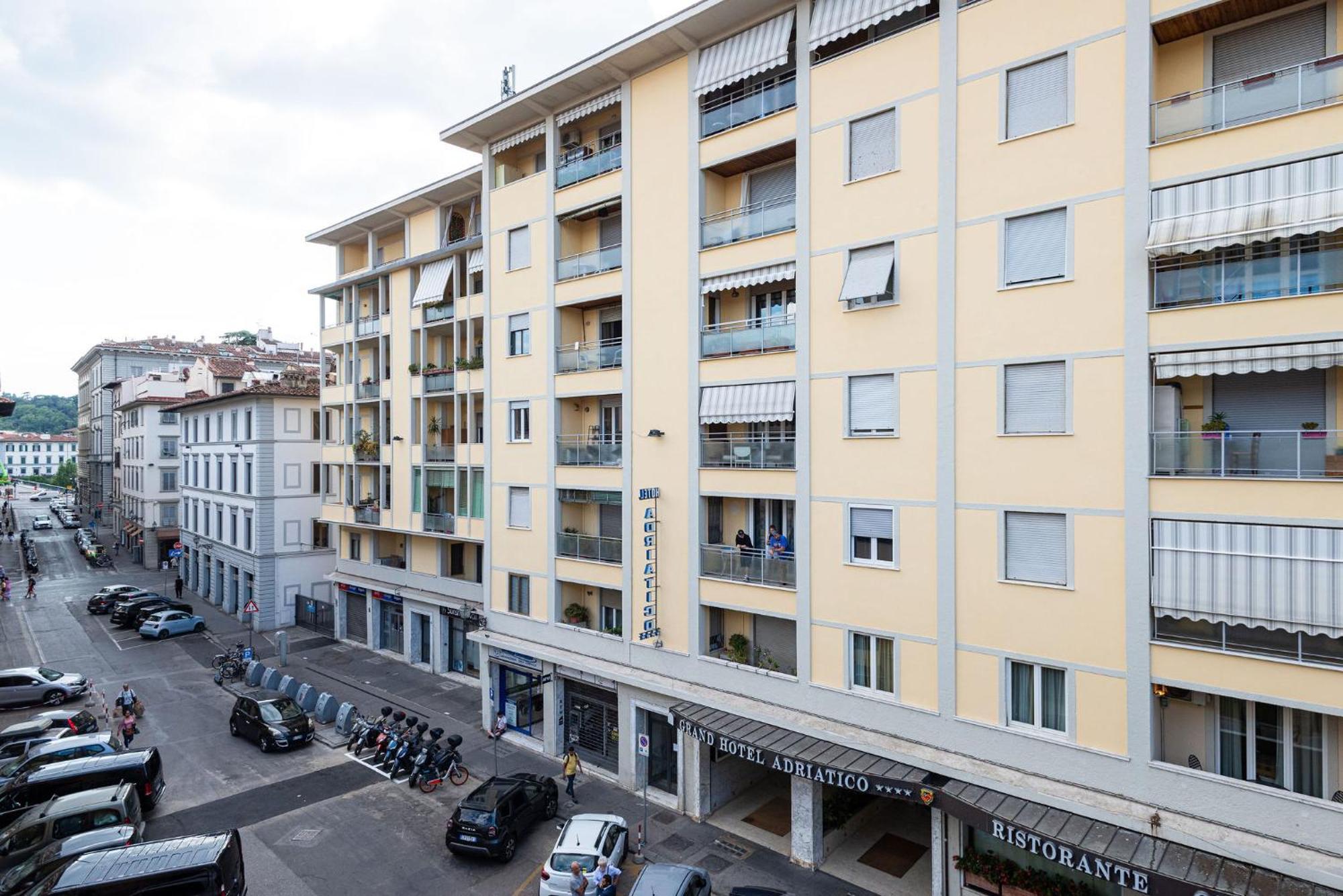 Unyca - Luxury Central Suite Florence Luaran gambar